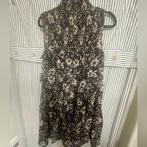 NWT- mini mock neck sleeveless dress - size L